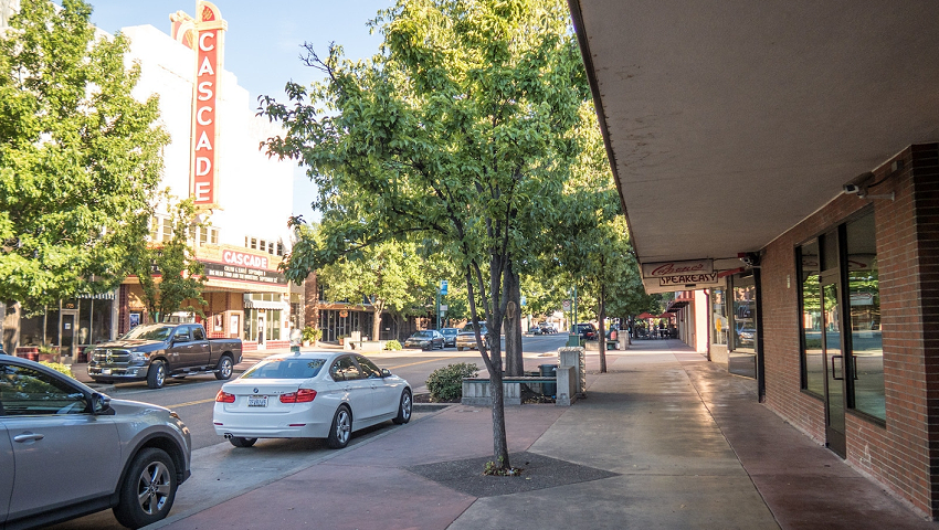 Downtown Redding, California | RoadGuides.com